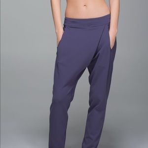 BNWT Lululemon Yogini Trouser Pant